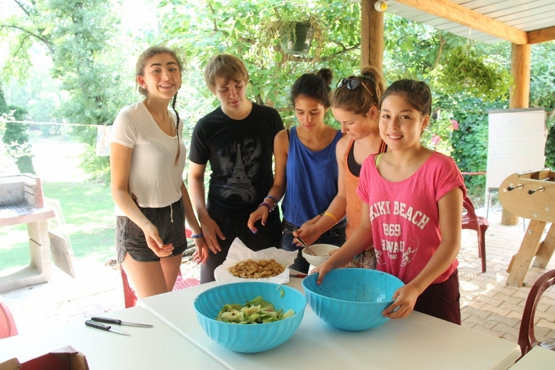 Village Camps International Summer Camp Ard&egrave;che, France 2019-07-26 https://www.villagecamps.com/journals_admin/images/914-22-07-06-2014 (800x533) (11).jpg
